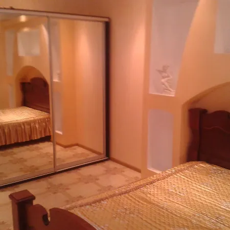 Apartment Chudo Gorod *